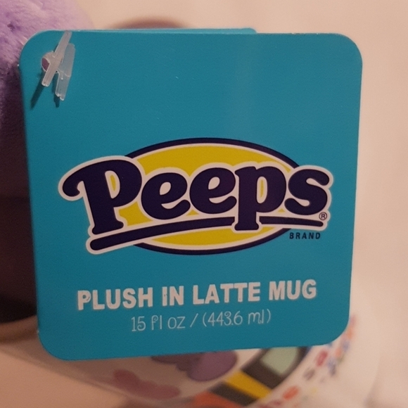 Peeps plush in 15 fl oz Latte coffee mug with stuffed peep inside - Picture 6 of 6